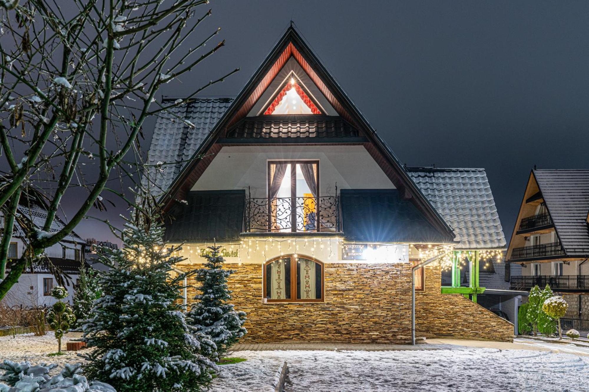 Folkowy Dworek Spa & Fun ムジャシフレ エクステリア 写真